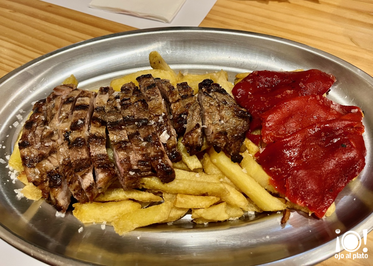 08_pluma_flaca_26_01 08_pluma_flaca_26_01